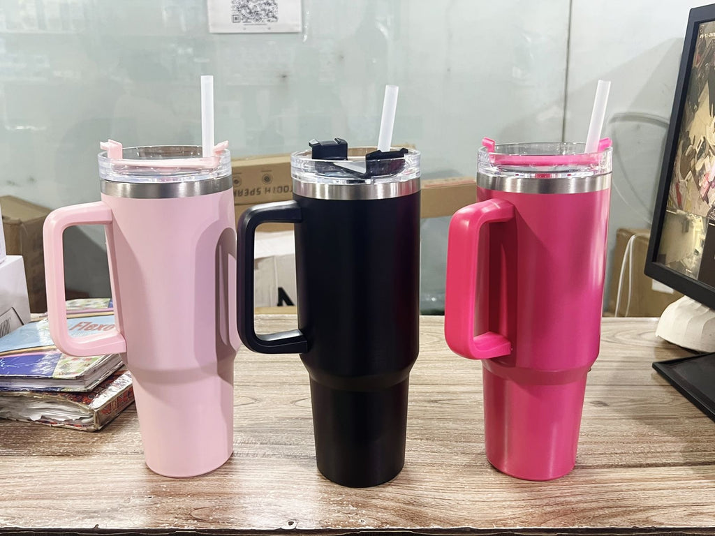 The Titan Sip™ 40oz Tumbler