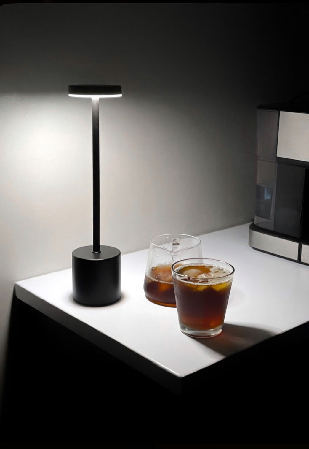 ✨ Aesthetic Metal LED Touch Lamp | Rechargeable & Touch Control